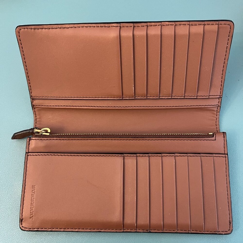 BURBERRY HOUSE CHECK AND GRAINY LEATHER CONTINENTAL WALLET - Picture 3 of 8